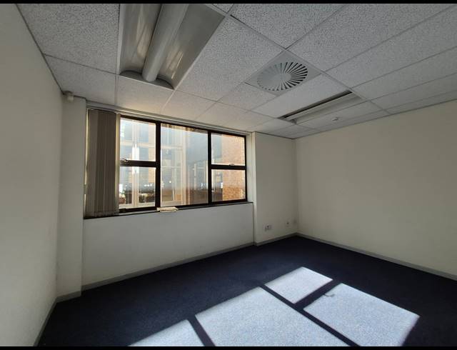 333M² OFFICE TO LET IN ROSEBANK